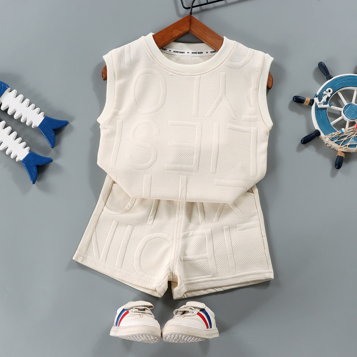 Stylische Kinderkleidung für Jungen