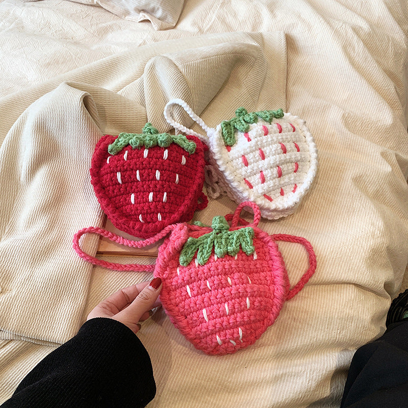 Handgemachte gestrickte Süsse Erdbeer-Umhängetasche