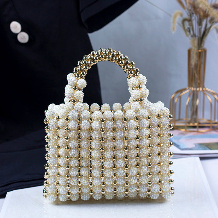 Handgewebte, quadratische Waxberry-Tasche mit Perlen im Special-Interest-Design