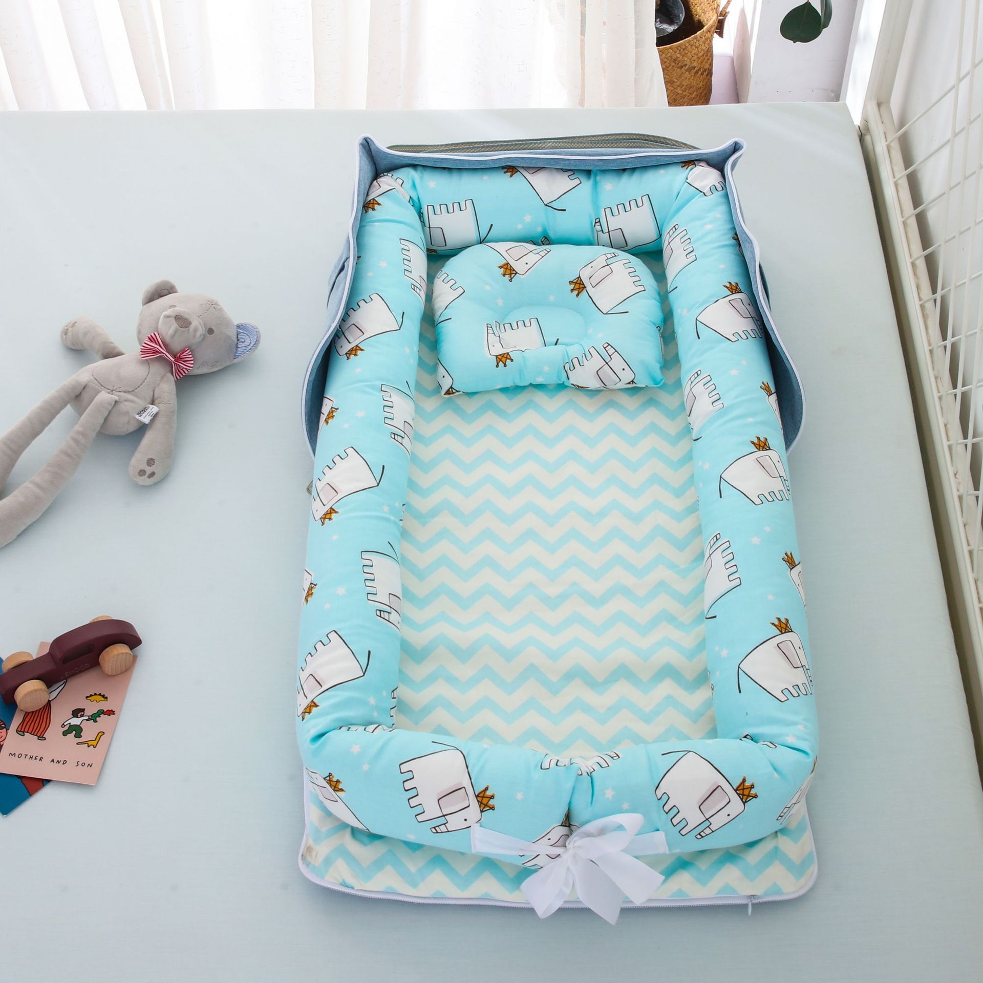 Tragbares, faltbares Babybett aus Baumwolle