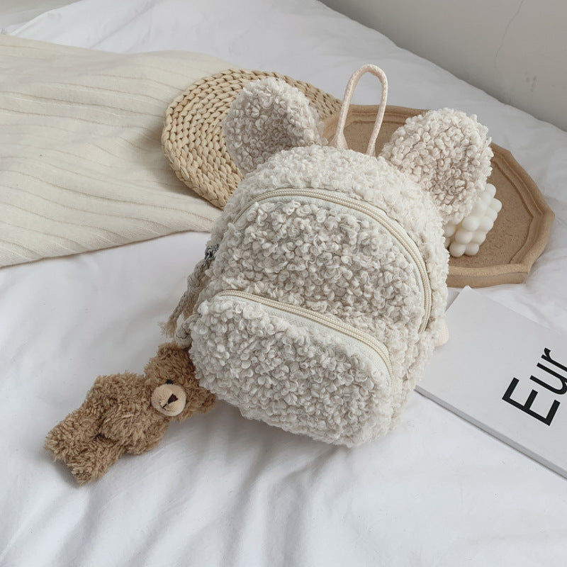 Flauschige Schultasche