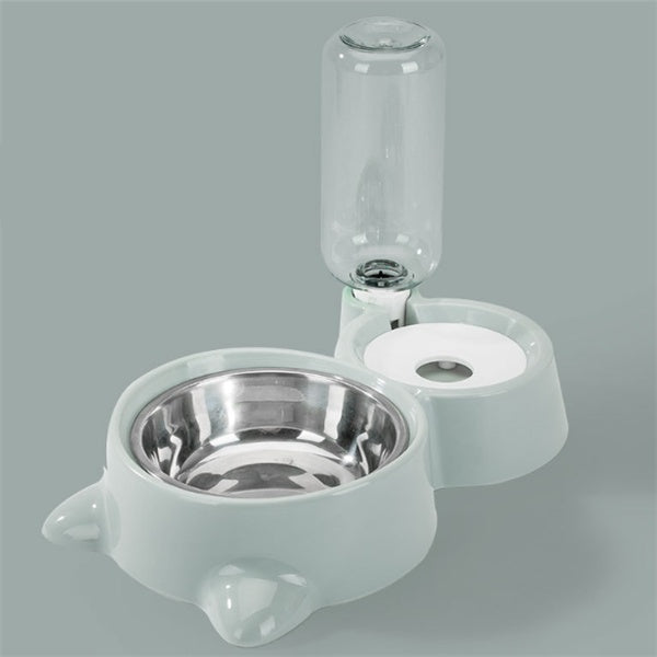 Futter und Wassernapf