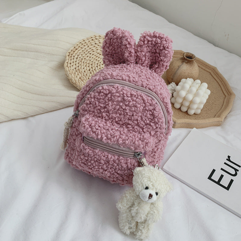 Flauschige Schultasche