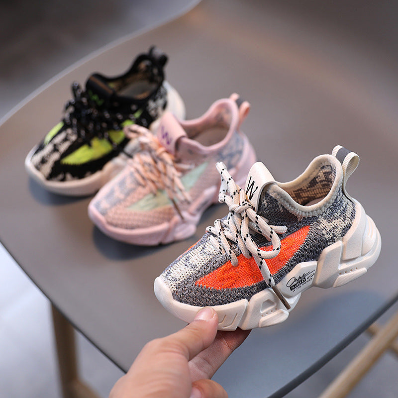 Jungen und Mädchen Laufschuhe