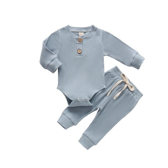 Neugeborene Baby Bekleidung