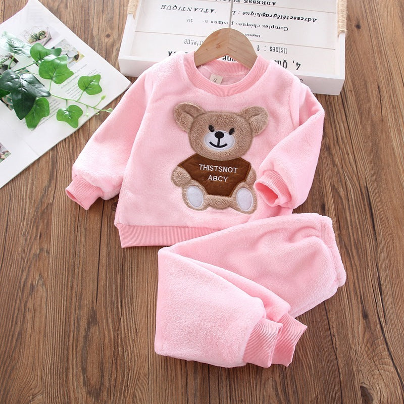 Flauschiger Kinderpyjama