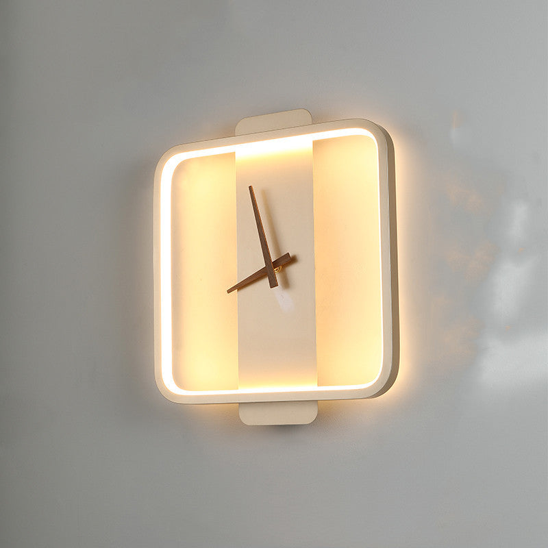 Nordische Wandlampe - Wanduhr