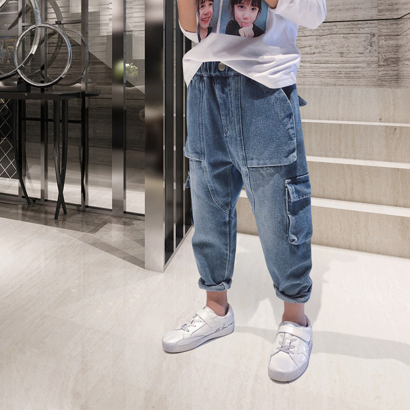 Stylische Jeans für Kinder