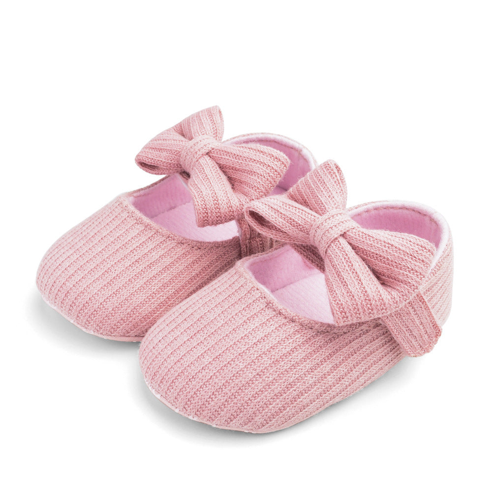 Baby Schuhe mit weichen Sohlen