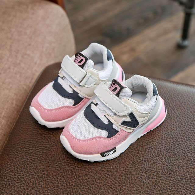 Kinder Sportschuhe