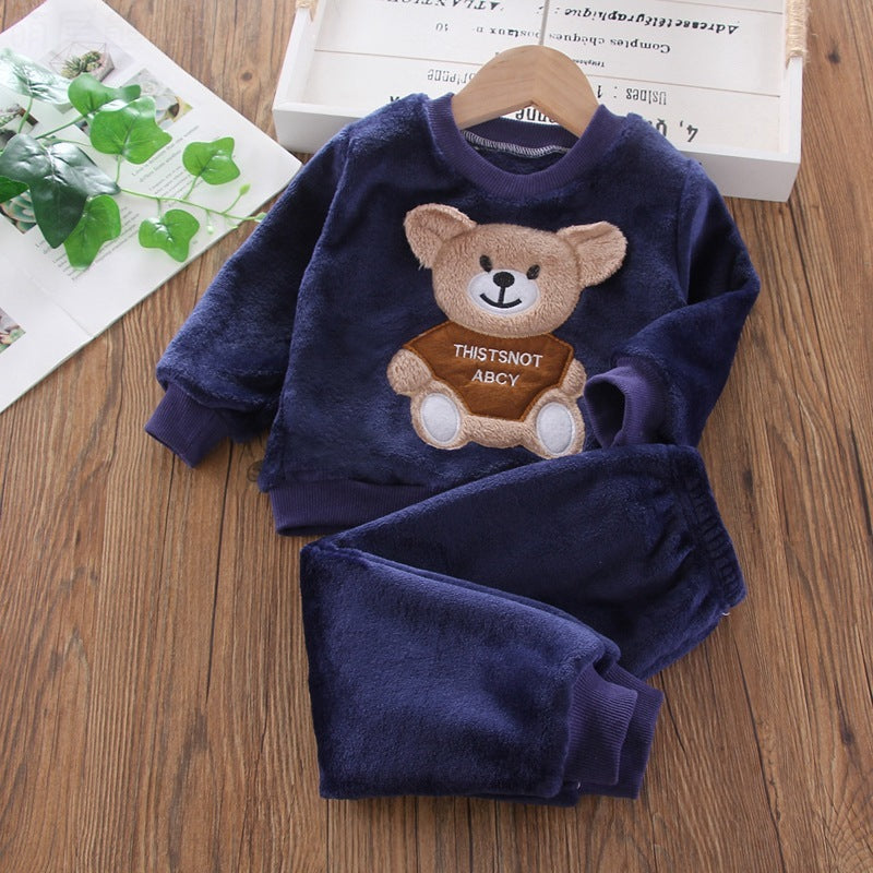 Flauschiger Kinderpyjama