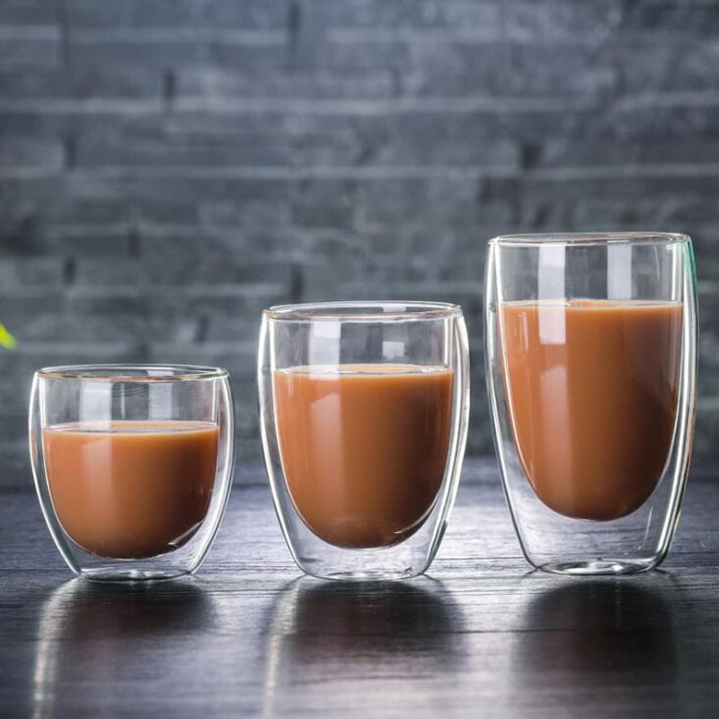 Doppelkaffeetasse aus Glas