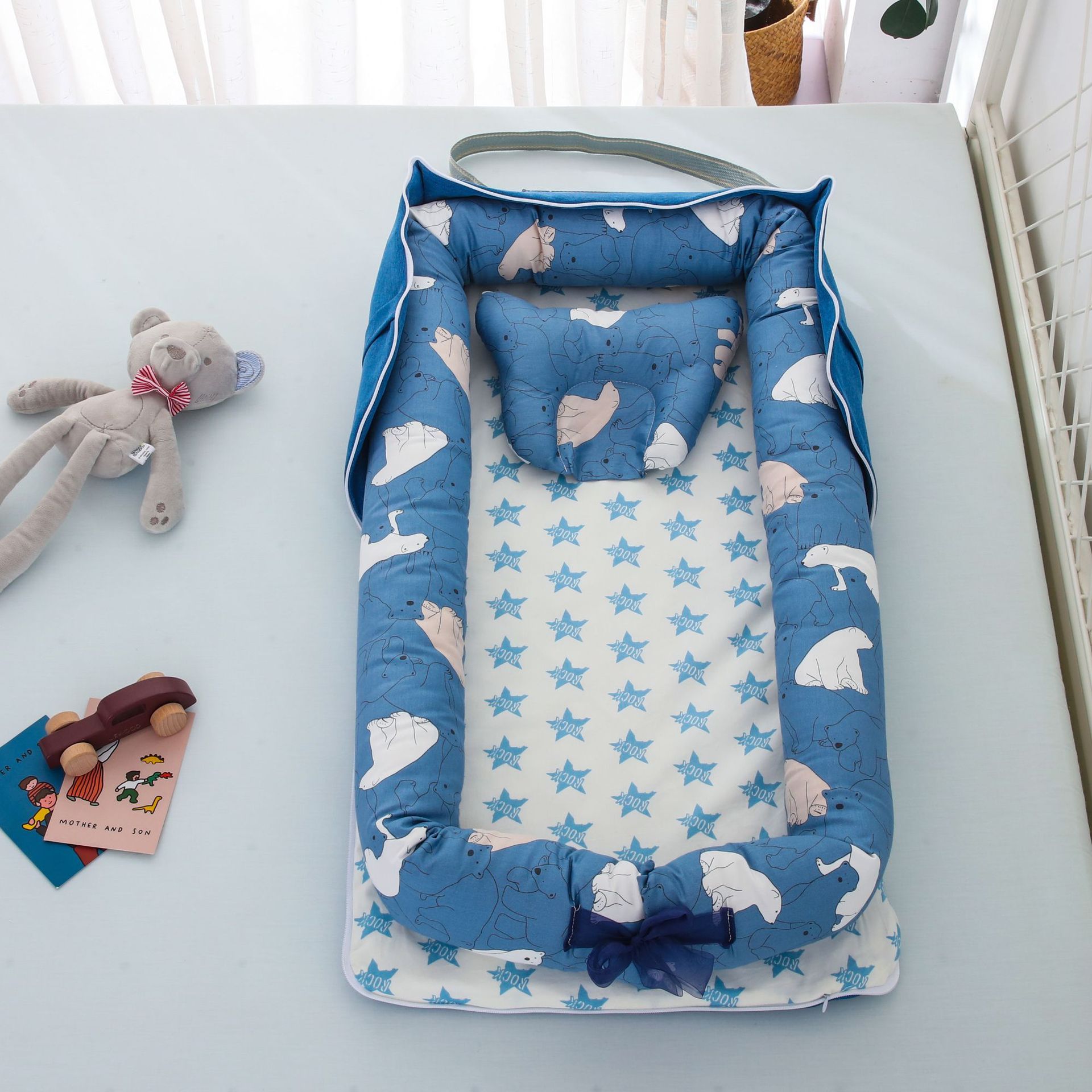 Tragbares, faltbares Babybett aus Baumwolle