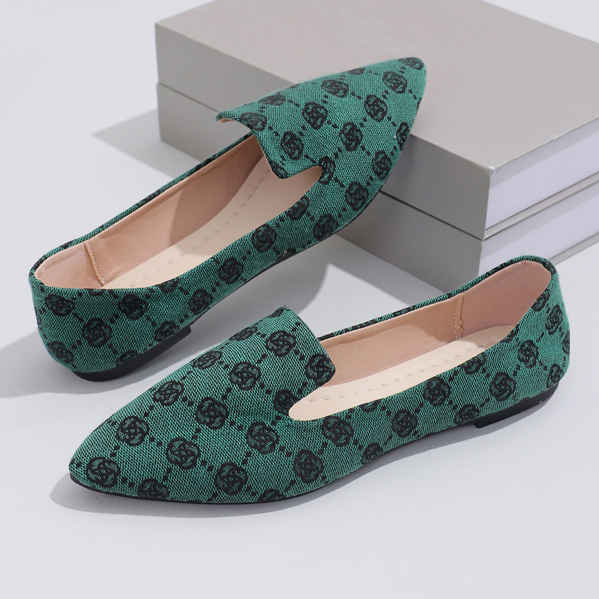 Elegante flache Damenschuhe