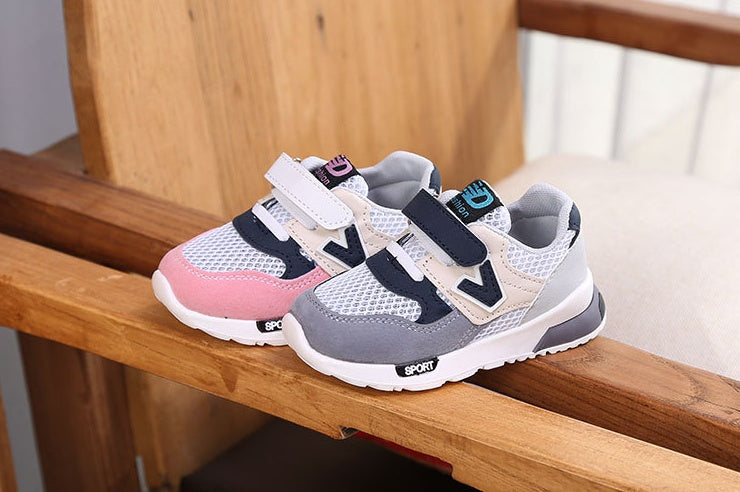 Kinder Sportschuhe