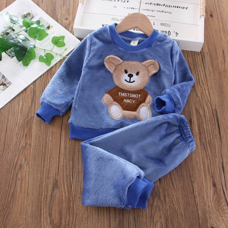 Flauschiger Kinderpyjama
