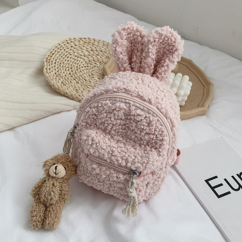 Flauschige Schultasche
