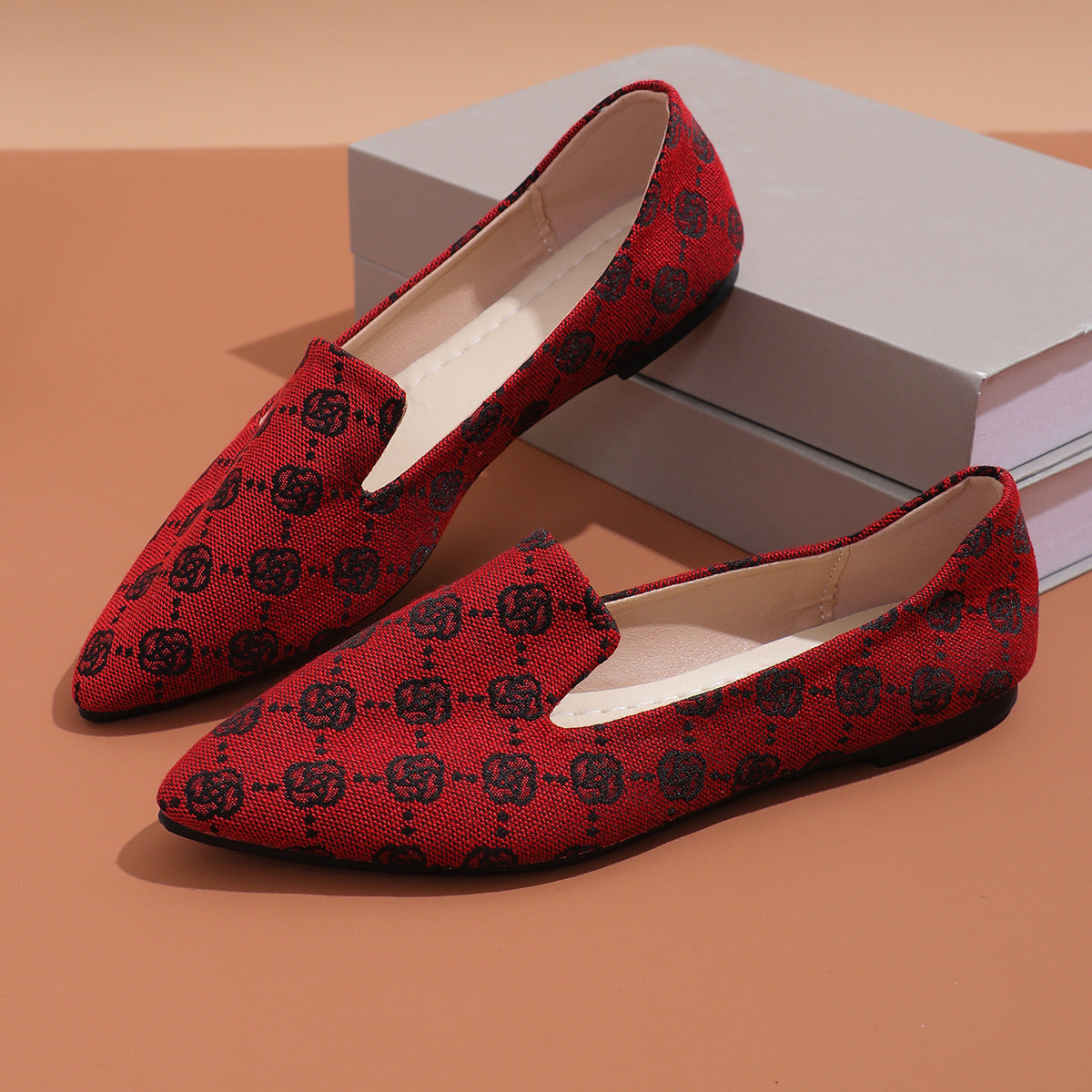 Elegante flache Damenschuhe