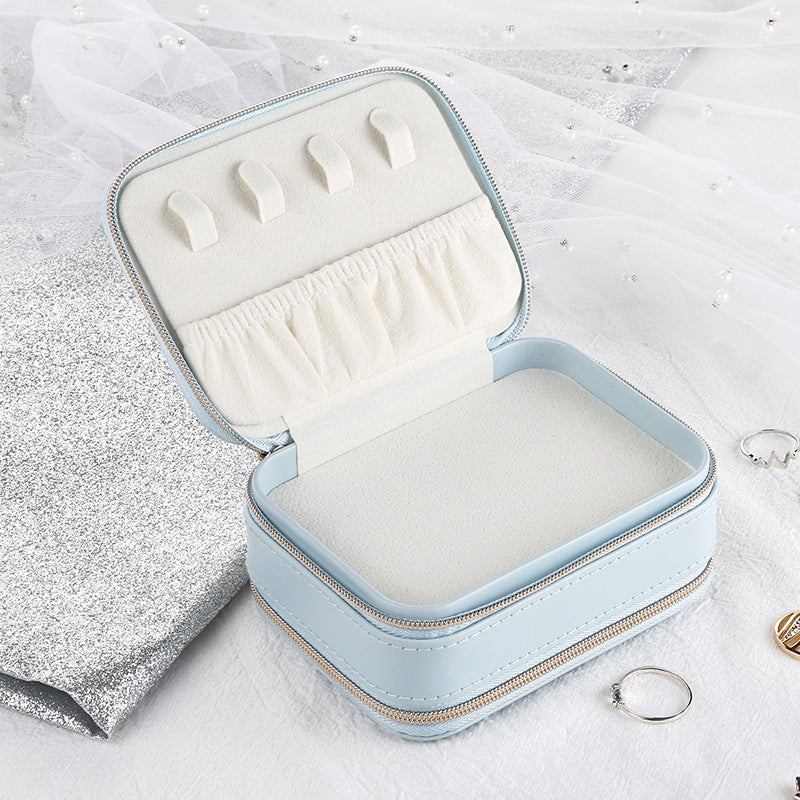 Aufbewahrungsbox für Schmuck aus Leder
