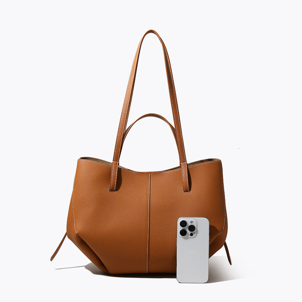 First Layer Cowhide New Women's Messenger Bag
