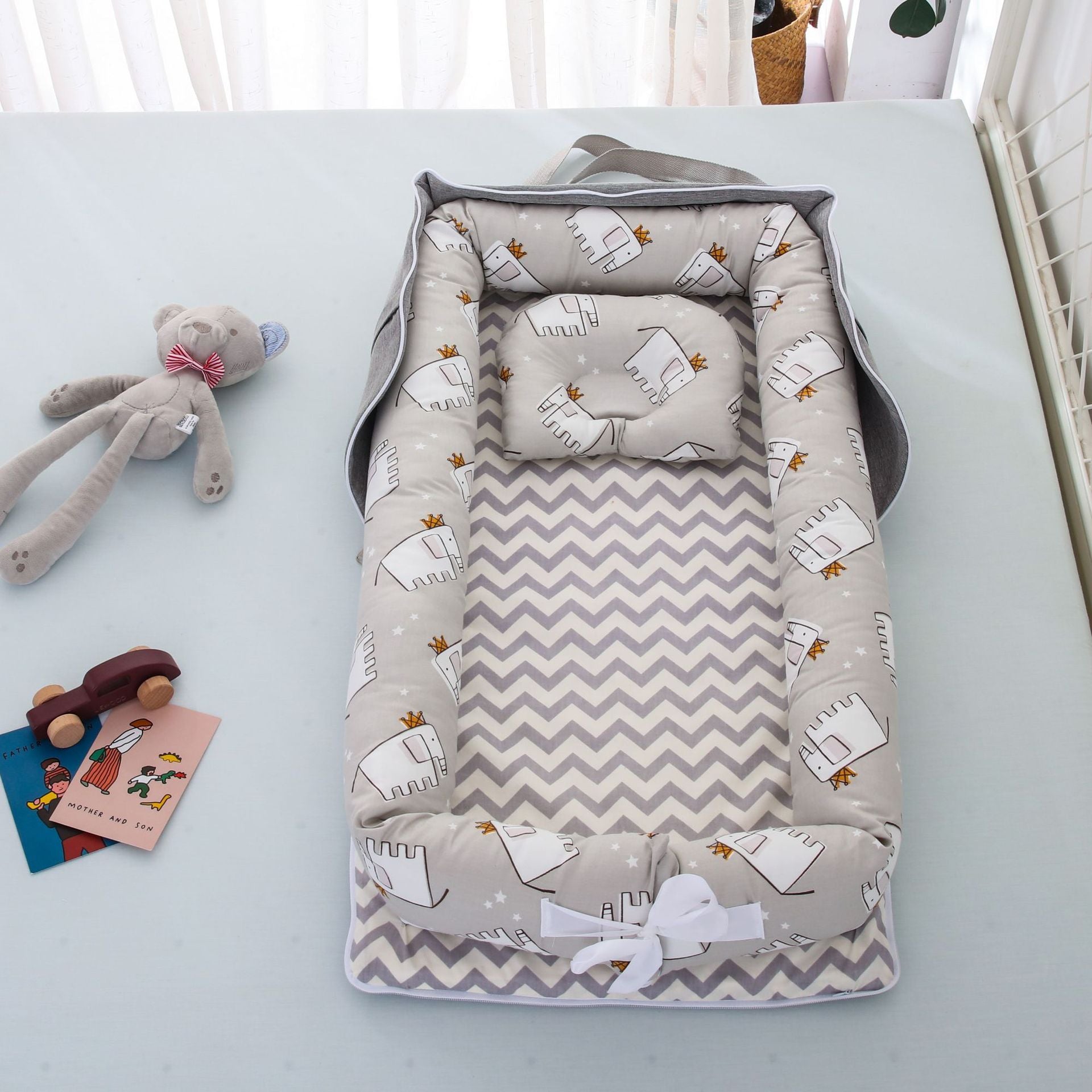 Tragbares, faltbares Babybett aus Baumwolle
