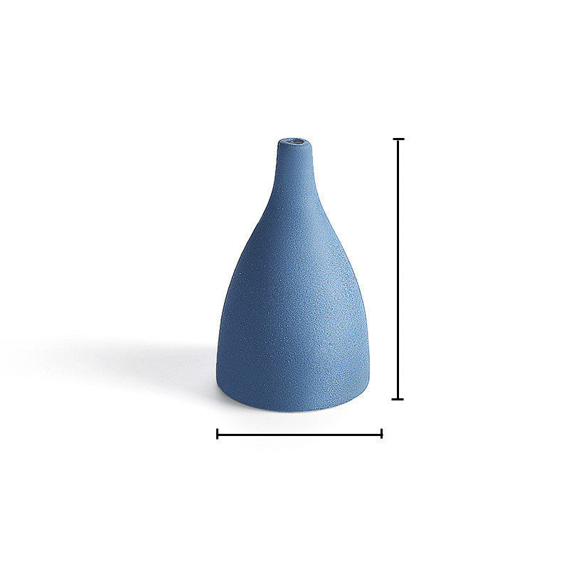 Nordische Keramikvase