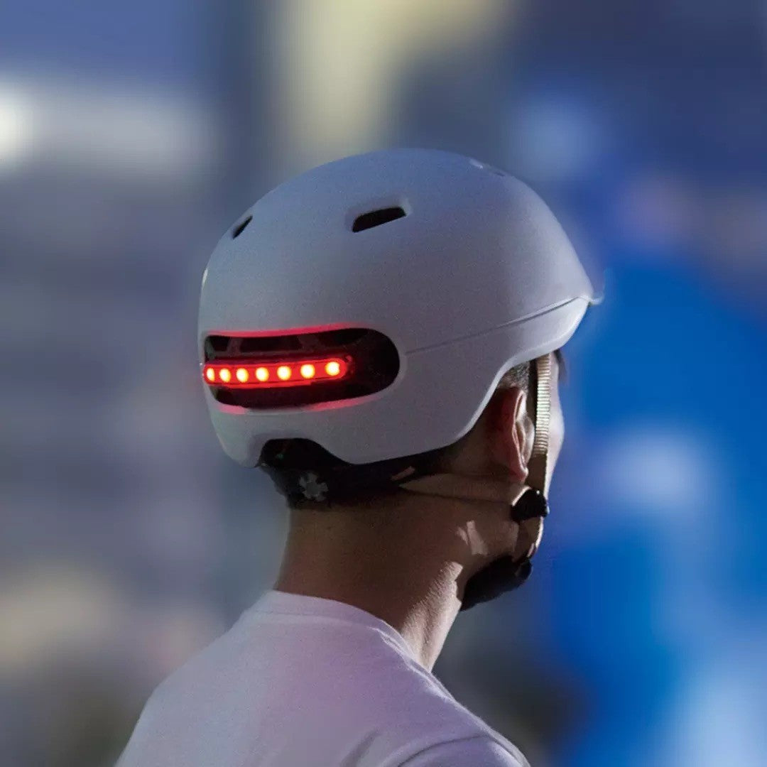 Fahrrad Helm mit LED Licht