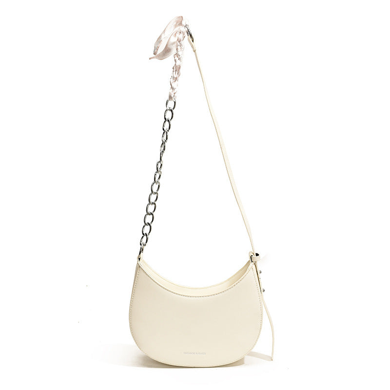 Kleine Trendy Satteltasche