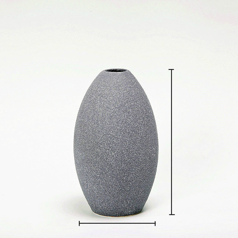 Nordische Keramikvase