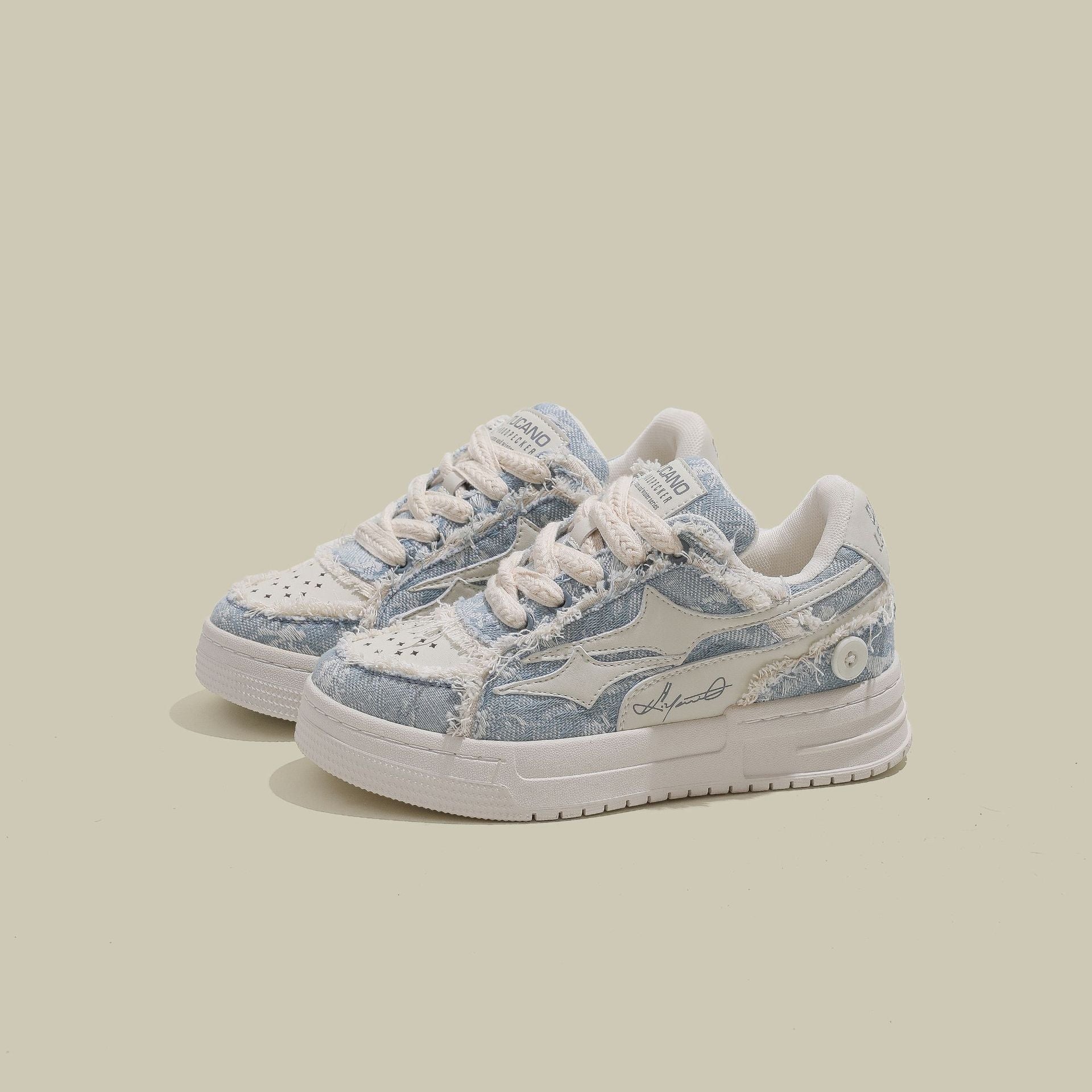 Modische Turnschuhe